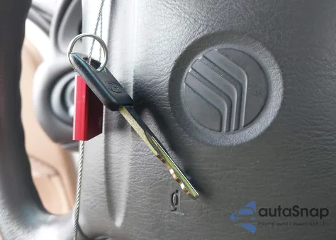 1997 Mercury Sable Gs z USA, uszkodzony, nr VIN 1MELM50U5VA650735